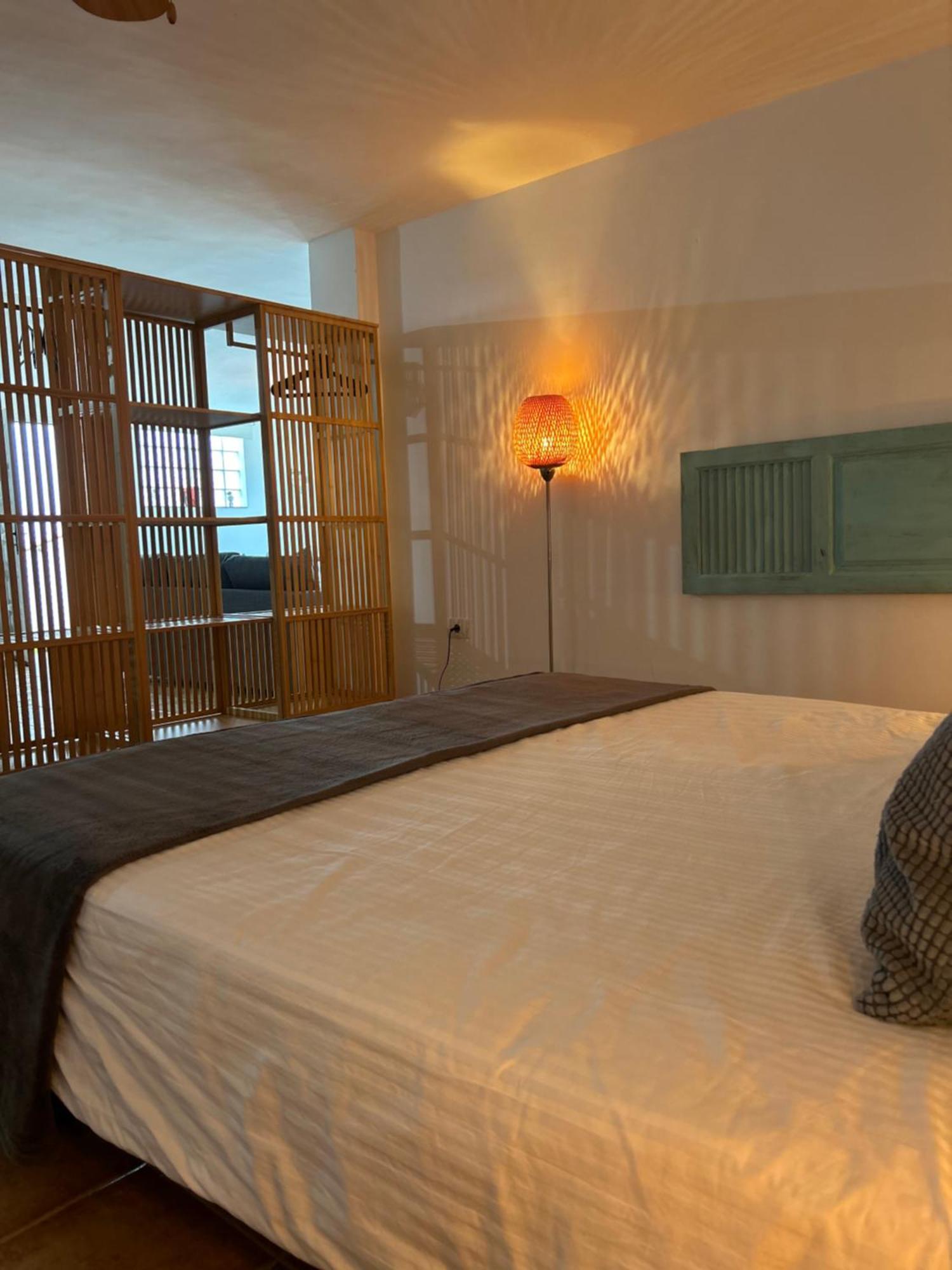 Large Studio Apartment! Коста-Тегисе Экстерьер фото