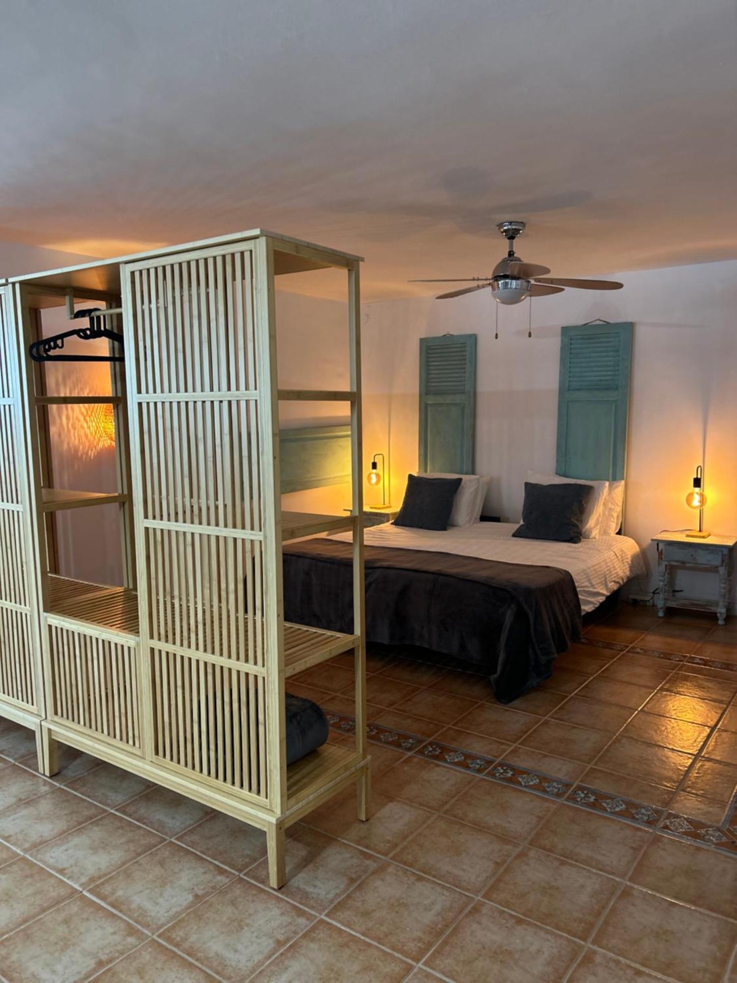 Large Studio Apartment! Коста-Тегисе Экстерьер фото